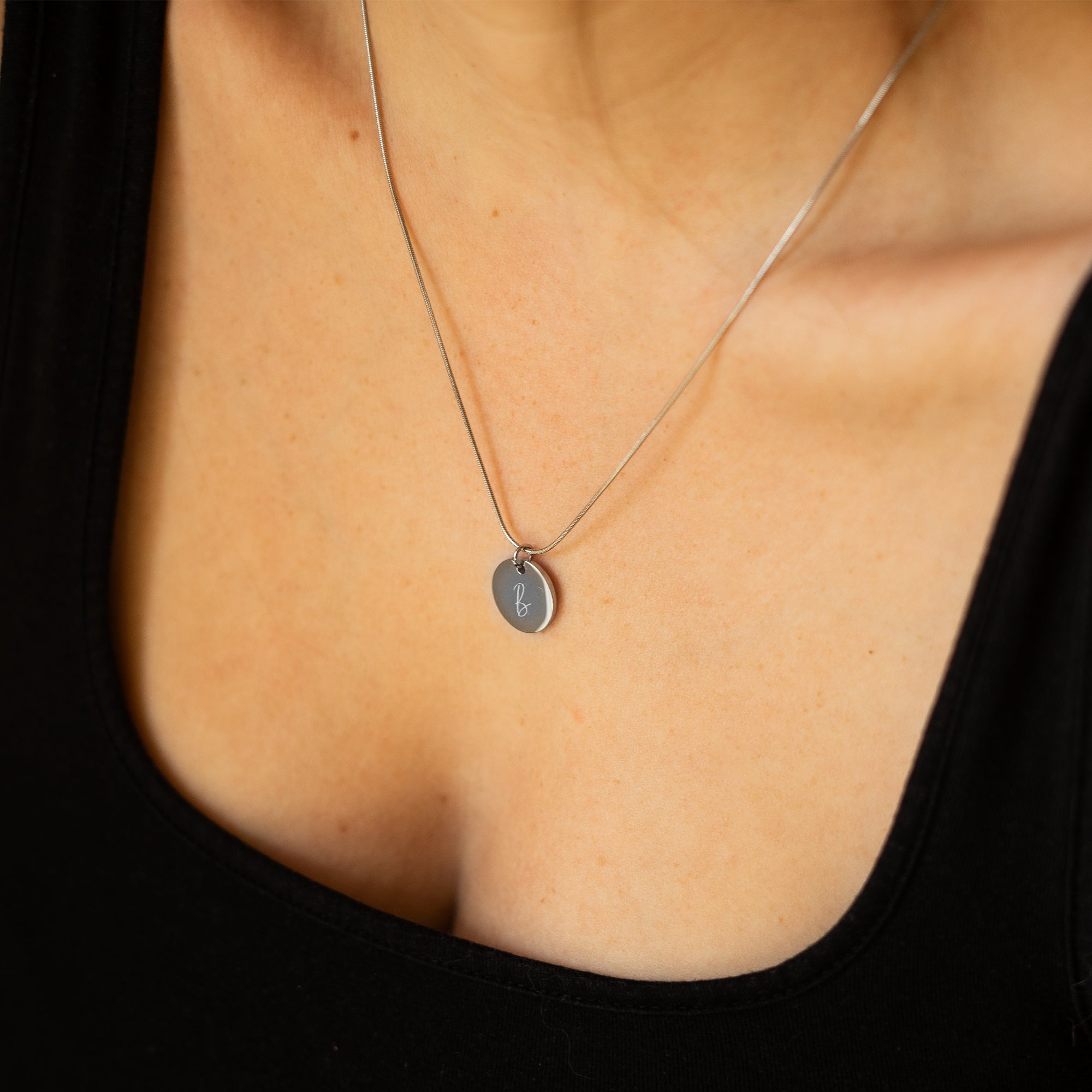 BRYCE – Monogrammkette mit rundem Anhänger
